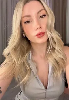 Selin Çağla Üniversiteli