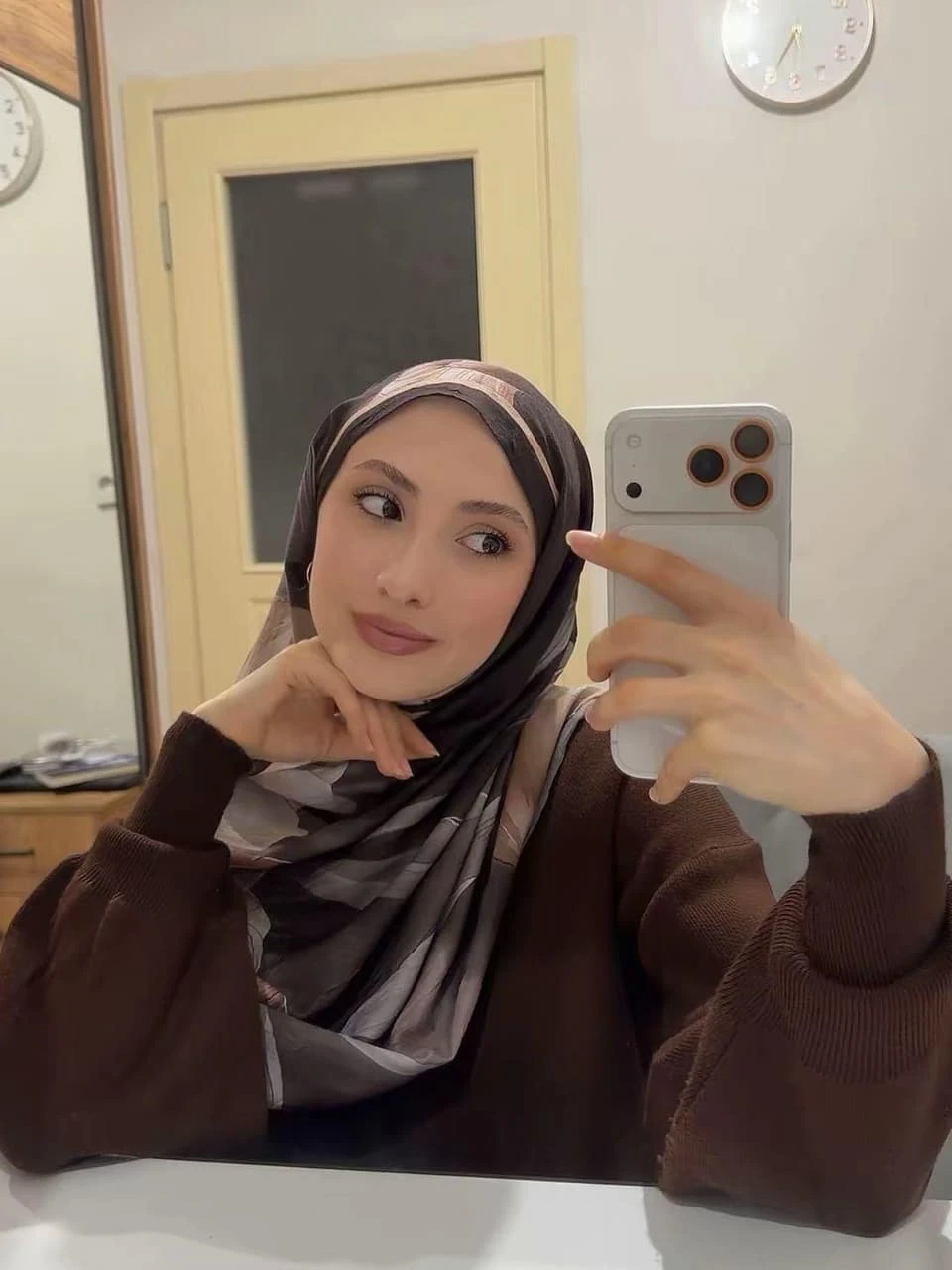 Ela ikinci görsel